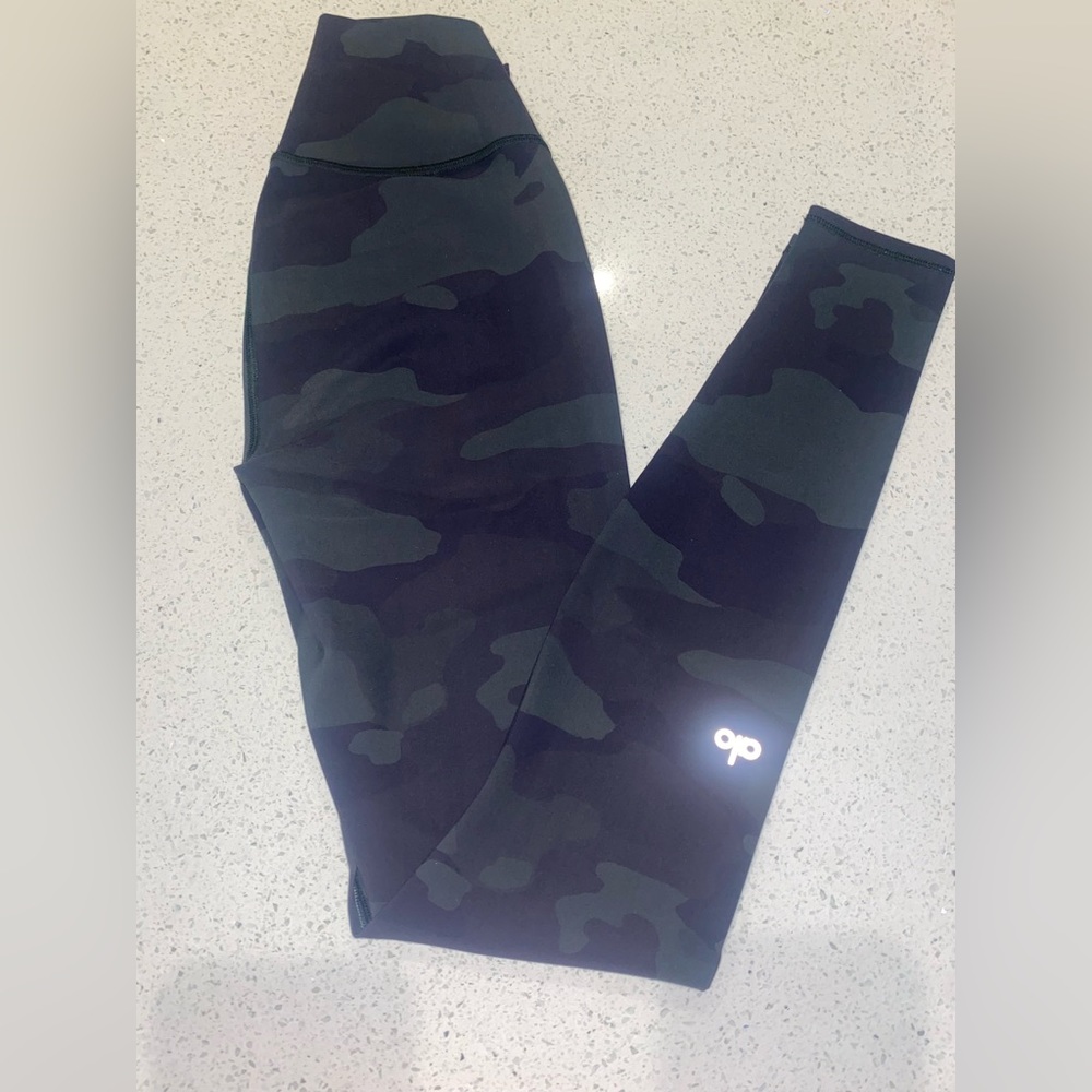 Alo Yoga High Waist Camp Vapor Legging
